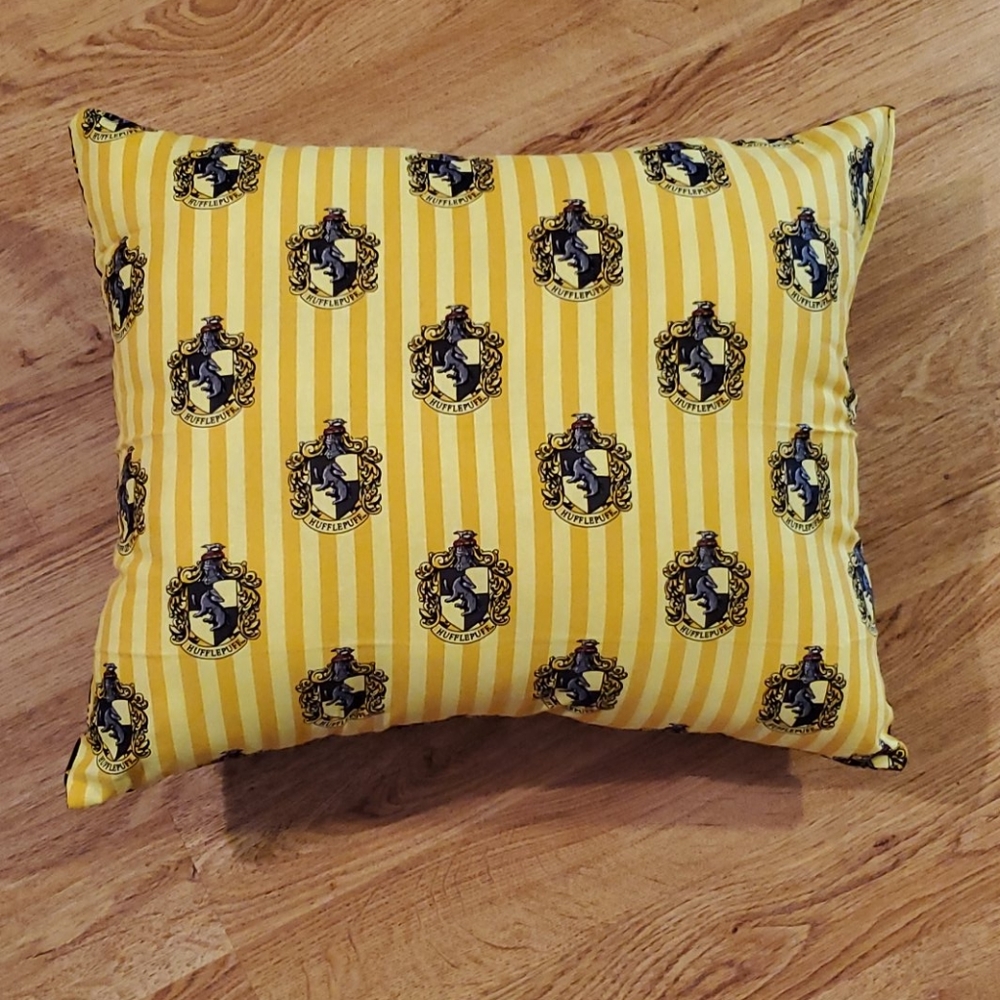 HP Hufflepuff Pillow